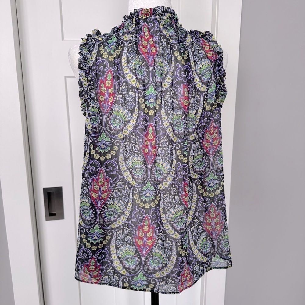 GAP Sleeveless Ruffle Shirt - Picture 3 of 5